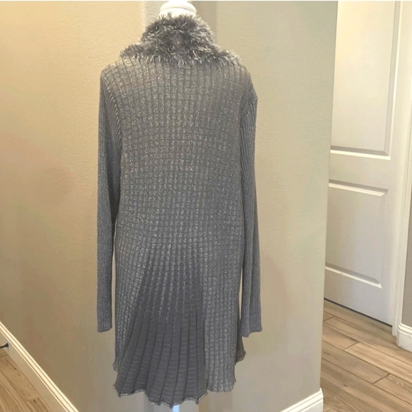 [Lauren Michelle]  Gray Faux Fur Trim Cardigan Size Large - Picture 4 of 11